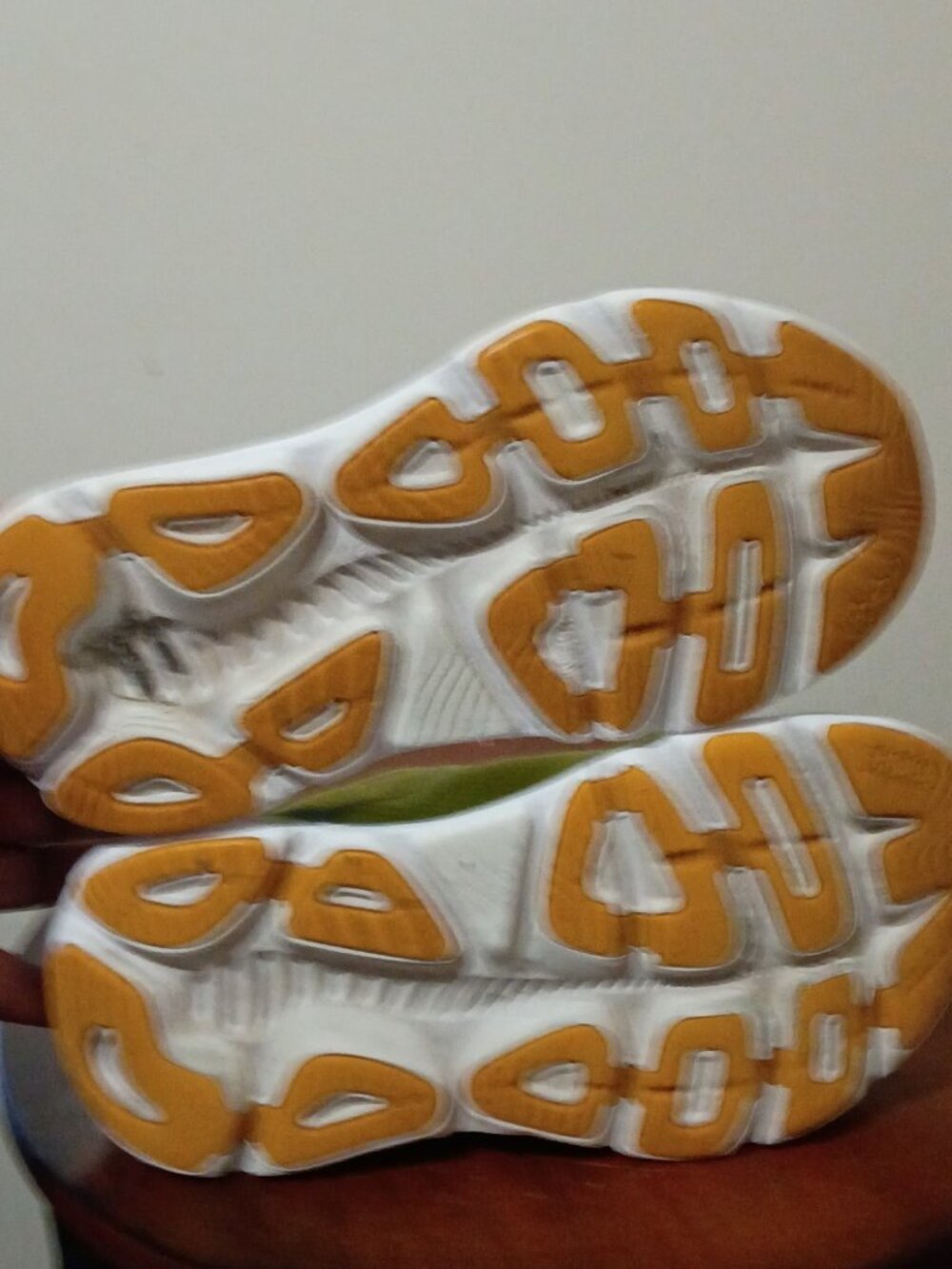 Hoka One One Gaviota 5 Womens  Size 7B Shoes Yellow Running Sneaker 1134235 CGSO - Picture 3 of 14